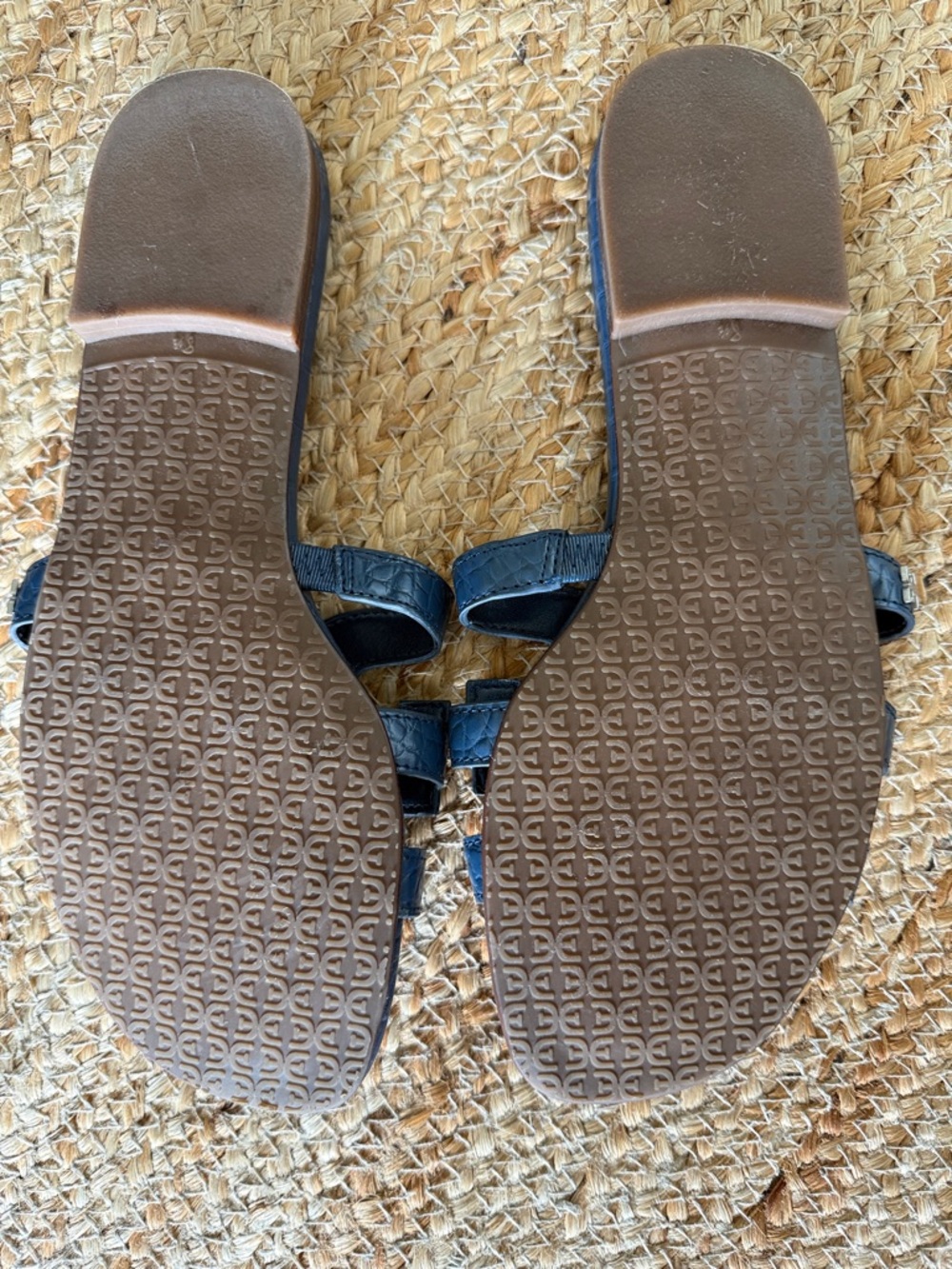Sam Edelman Croc-Embossed Navy Slide Bay Sandals with Cutout Straps 8 1/2 - Picture 4 of 5